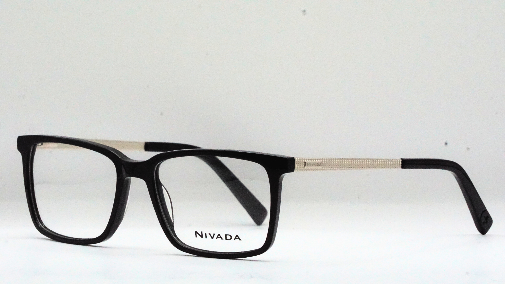 NIVADA VNV.0031A.0BLK.56