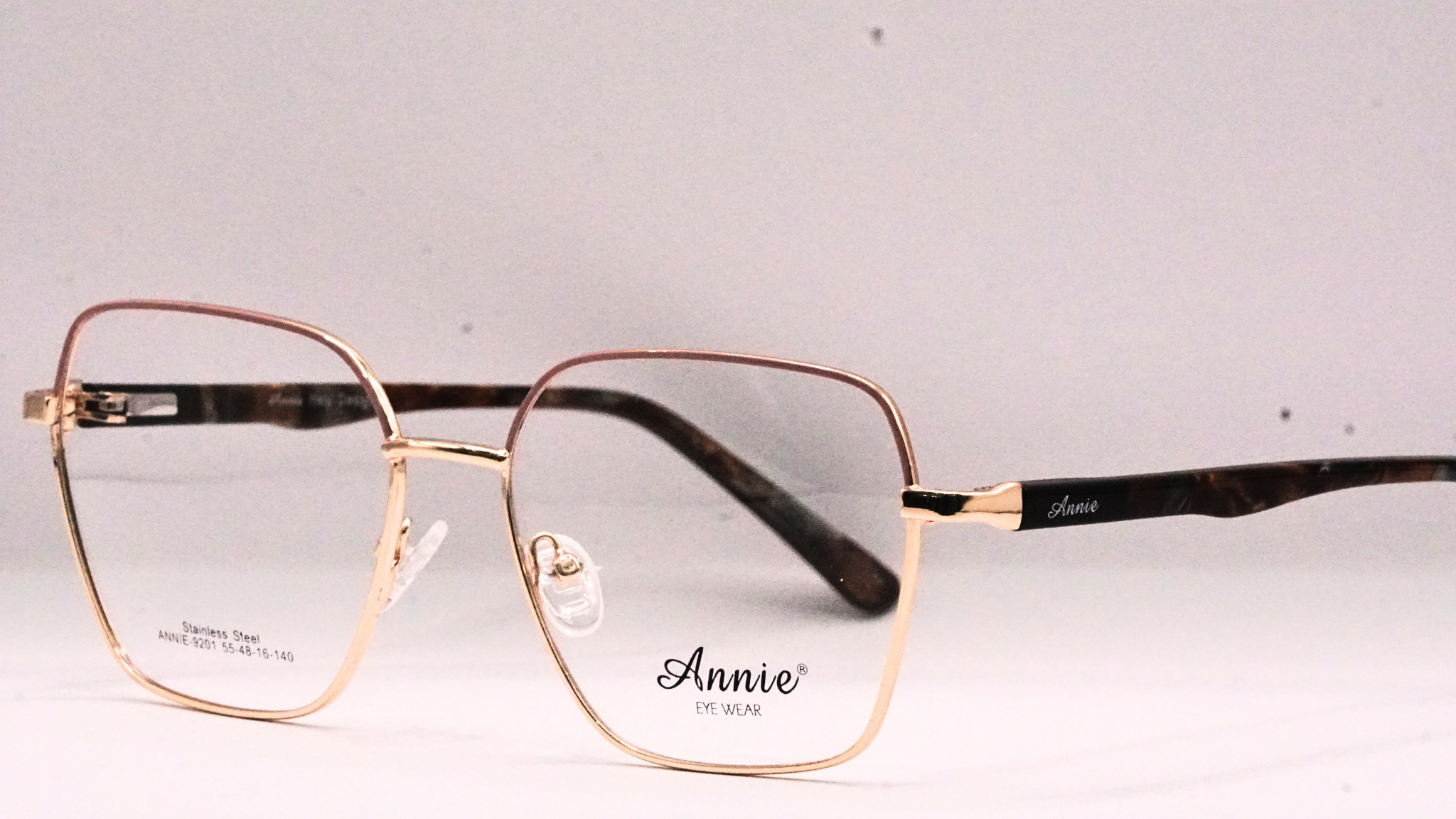 ANNIE 9201