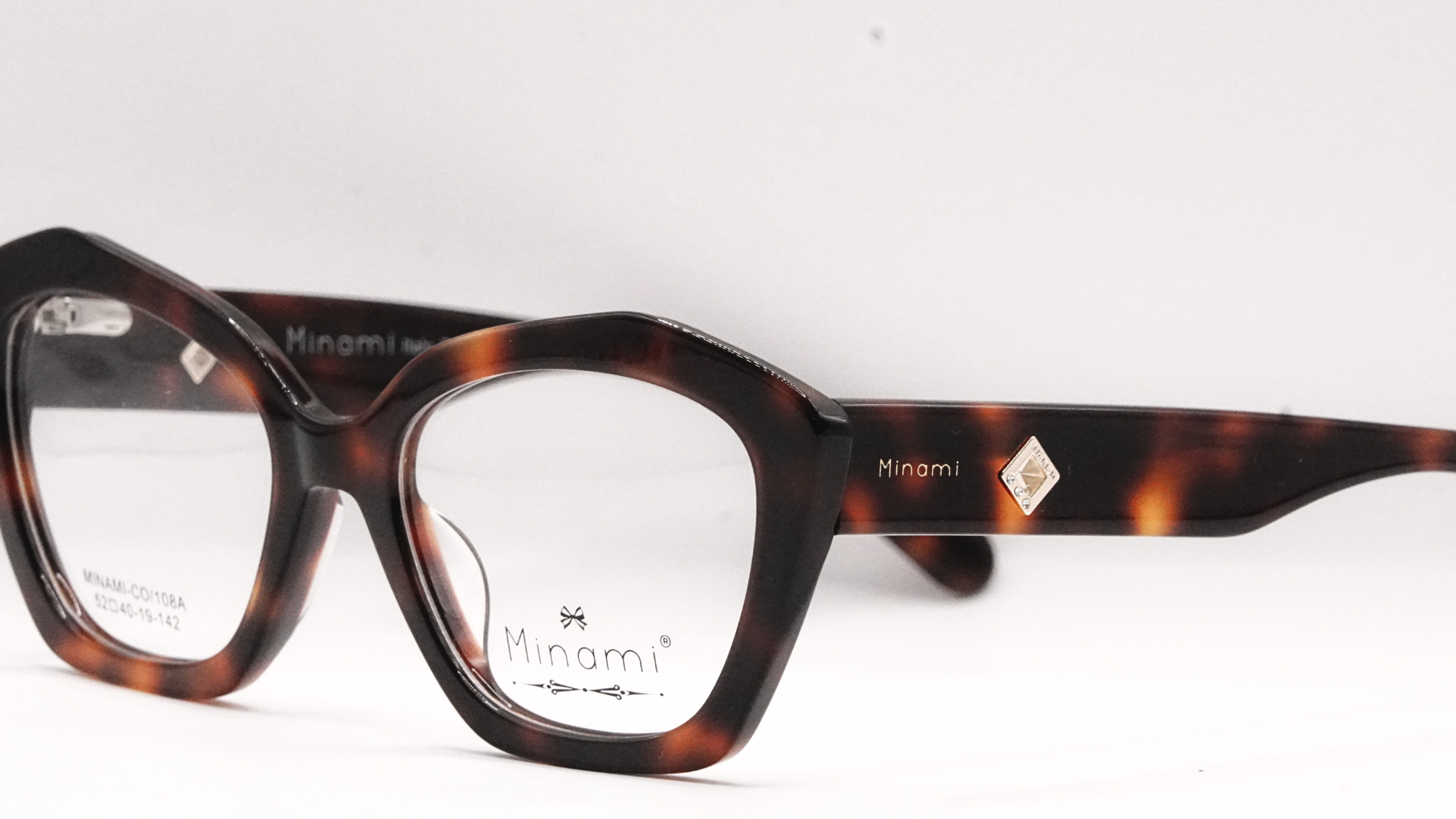 MINAMI-CO/108A C4